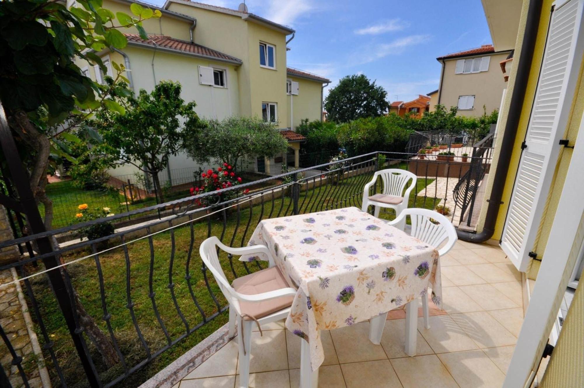 Ferienwohnung Fuer 2 Personen 30 M2 In Novigrad, Istrien Karpinjan Экстерьер фото